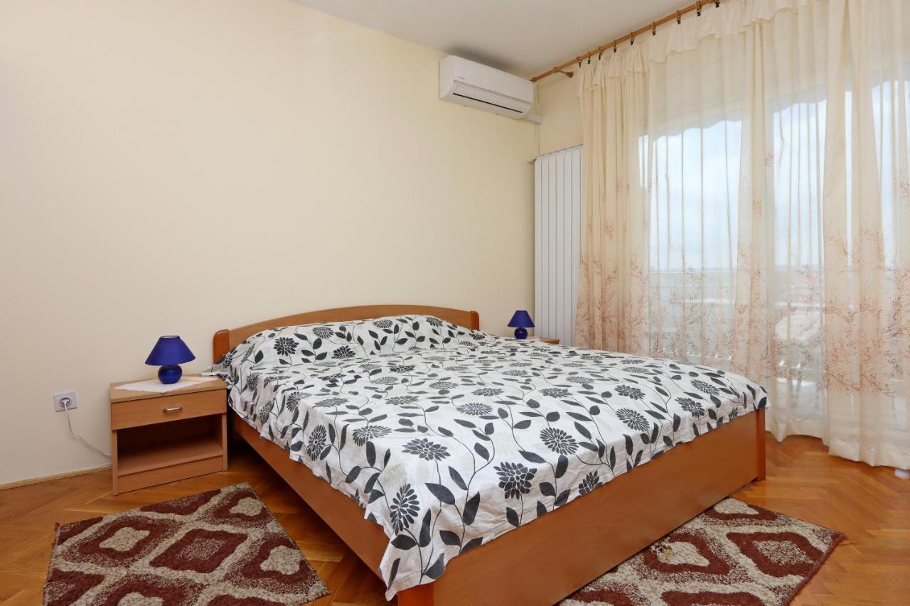 Apartments With A Parking Space Punat, Krk - 5410 Exterior photo